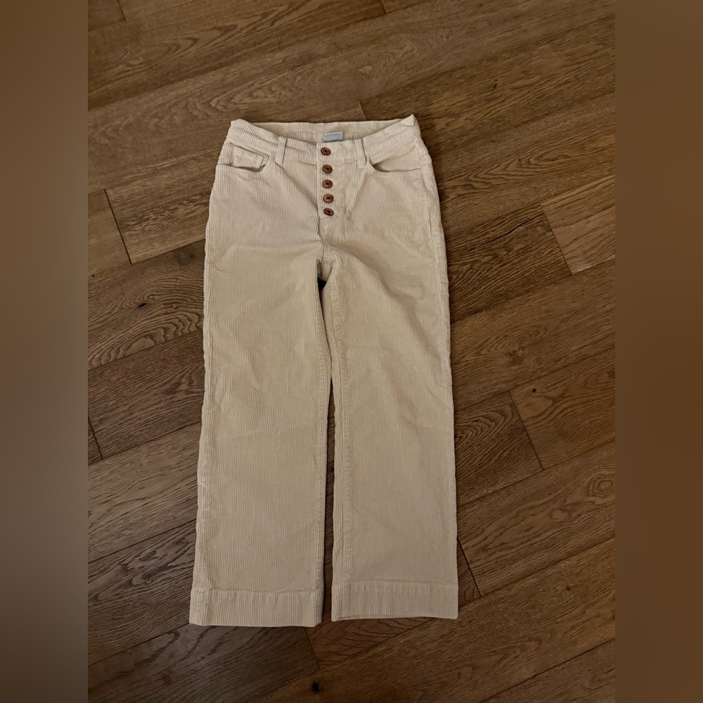Cabi size 4 ivory corduroys